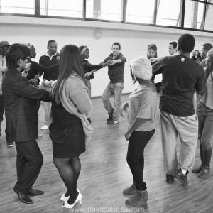 Cours de bachata à l'université d'Evry 2012