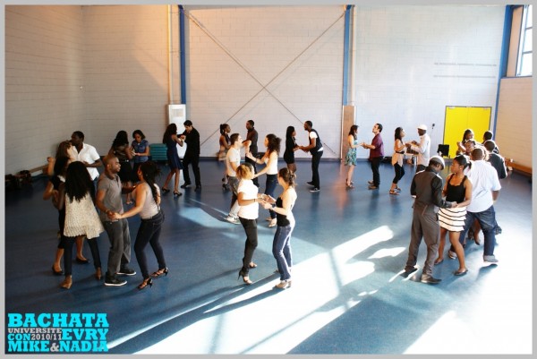 Cours de bachata à l’Université d’Evry 2010