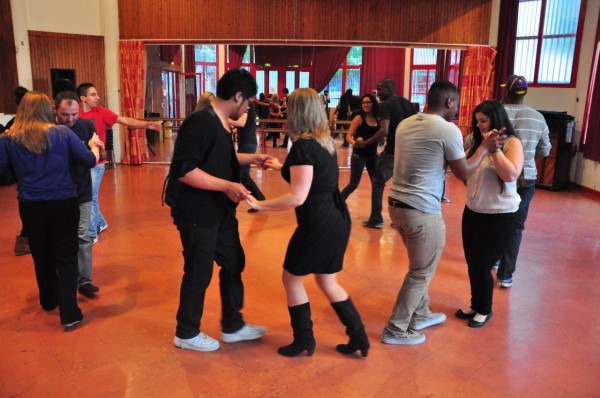 Cours de bachata à Evry 2011